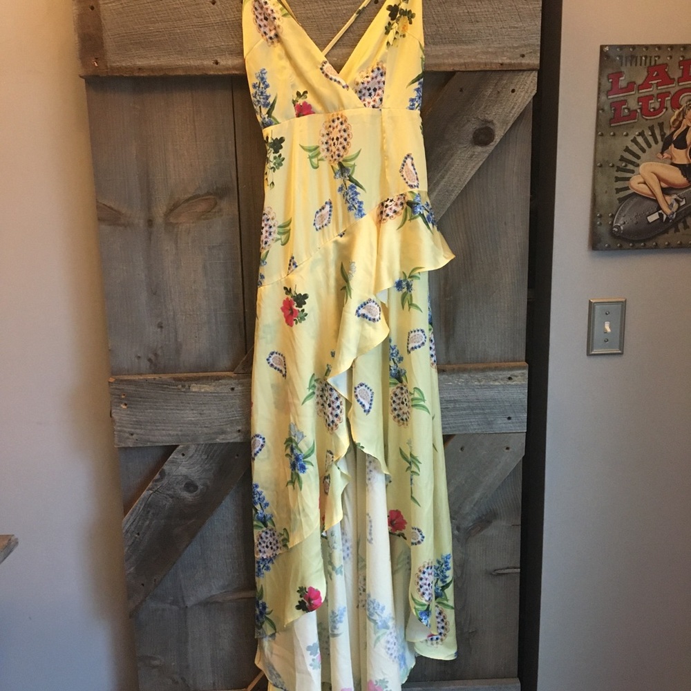 Yellow glamour dress